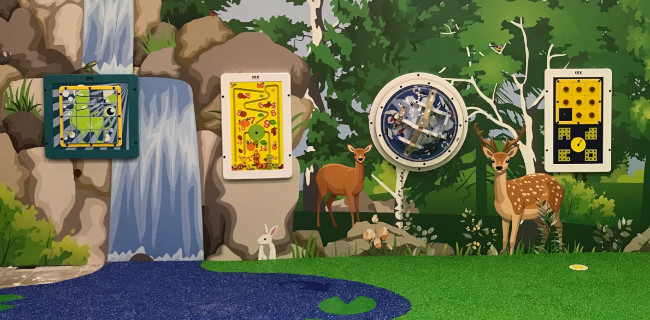 ウォールゲームepdmの遊びの床と自然をテーマにしたFXの壁の装飾と遊び部屋のデザイン